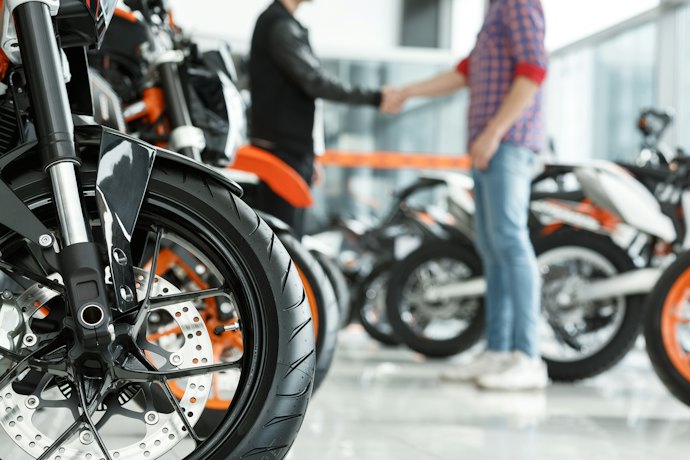バイクローンの契約で頭金は必要?