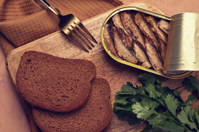 オイルサーディン缶詰の食べ方・温め方は?