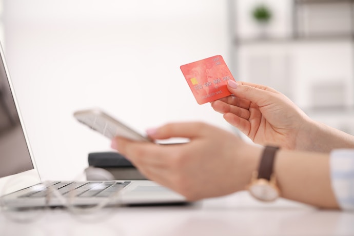女性におすすめのクレジットカードの特徴は?
