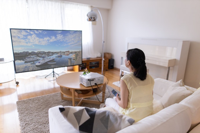 プロジェクターでテレビ番組は見られるの?