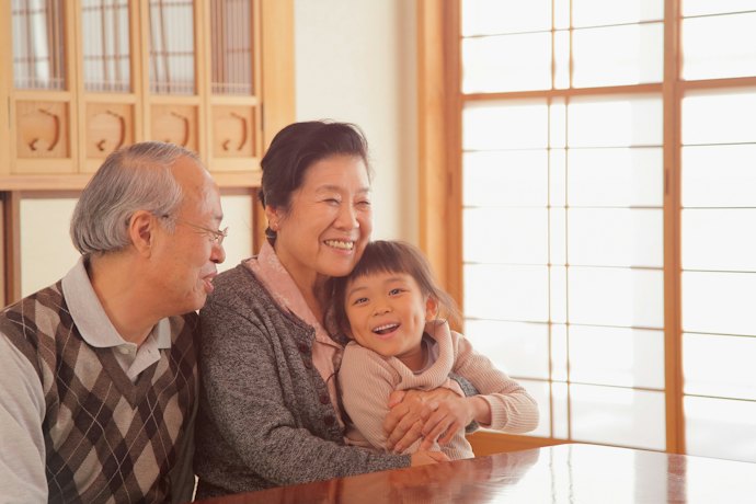 祖父母も学資保険に加入できる?