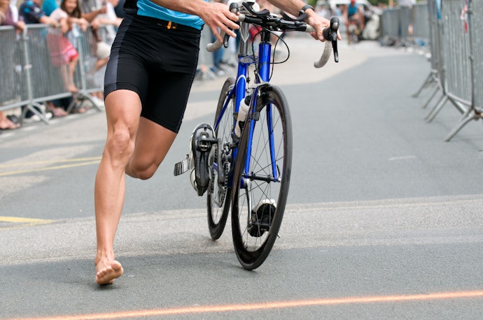 長距離の大会なら、種目ごとのウェアを用意する選択も