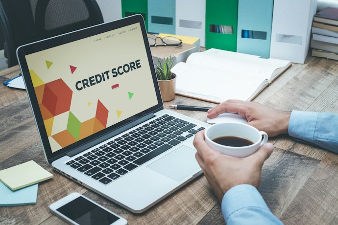 審査が甘いクレジットカードはある?