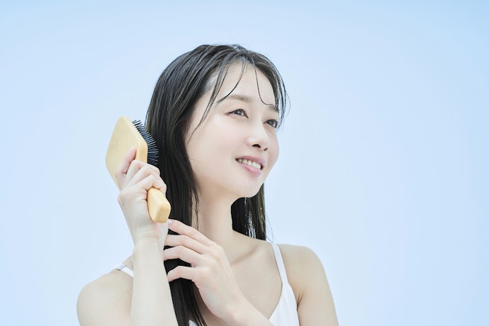 より効果を高めるための、パドルブラシの使い方のコツとは?