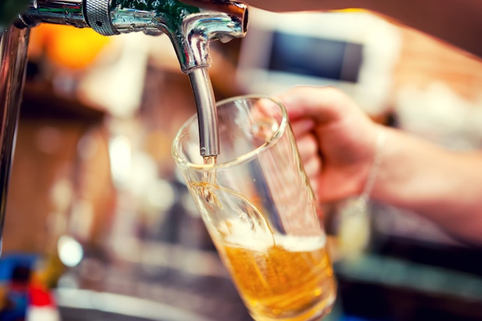 ビールサーバーで上手にビールを注ぐ方法をチェック
