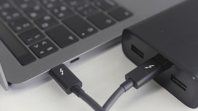 USB PD対応充電器のメリットは?注意点はある?