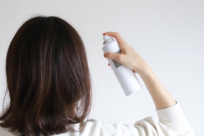 そもそもウィッグ用のスプレーは本当に必要?