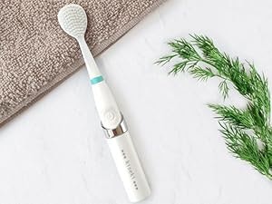 手動よりやさしい?汚れを浮かせる電動舌ブラシの魅力とは?