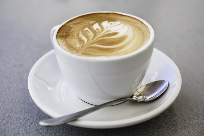 コーヒーカップとは?ティーカップとの違いは?