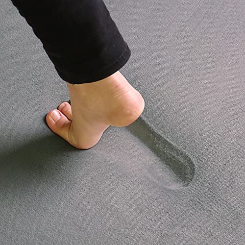 クッションラグを敷くメリットは?デメリットはある?