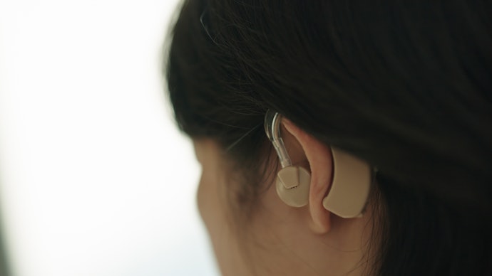 集音器とは?補聴器との違いはなに?