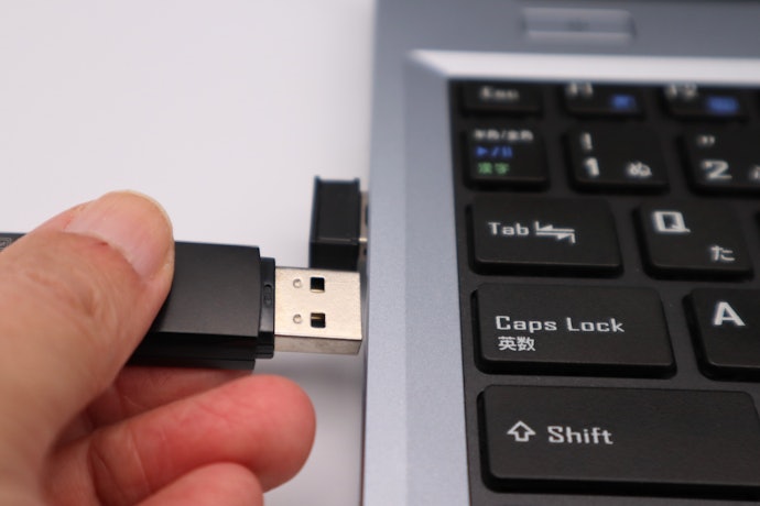 USB・スティック型SSDとUSBメモリーの違いとは?
