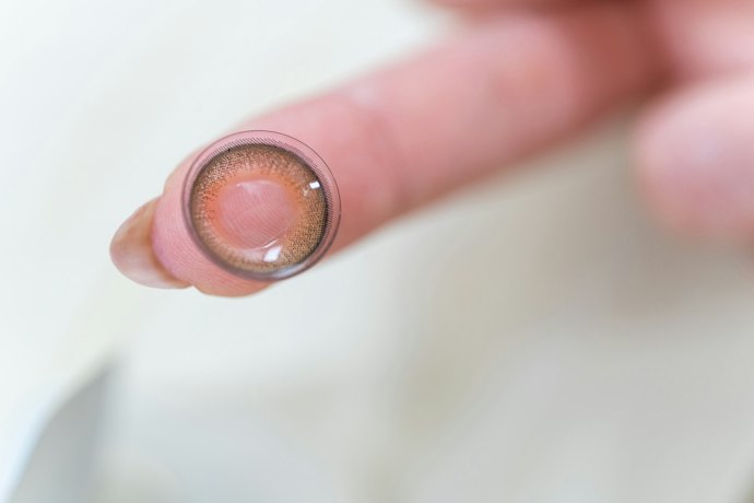 安いカラコンの安全性は?購入するときの注意点は?