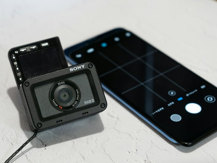 デジカメで自撮りするメリットは?スマホとの違いとは?