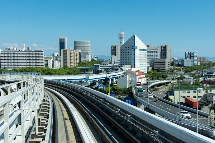 ワールド記念ホール周辺はどんな場所?
