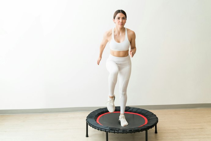 ミニトランポリンを使った運動はダイエットによい?