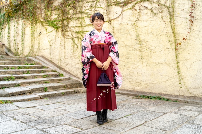袴にブーツを履くのはなぜ?手持ちのブーツでもよい?