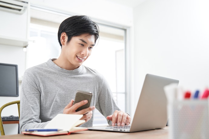 Webで履歴書が作成できるサービスとは?