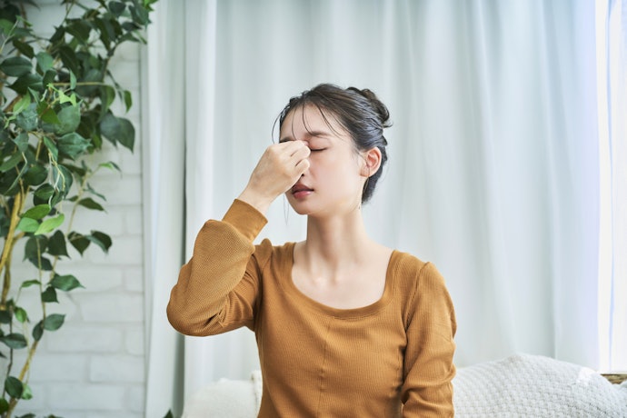 疲れ目と眼精疲労の違いは?目薬で改善する?