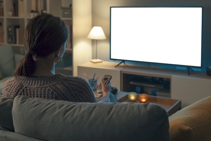 DVDプレイヤー内蔵テレビの魅力は?メリット・デメリットを紹介