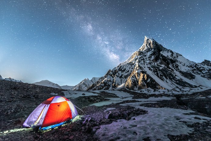 登山テントとは?オートキャンプ用テントとの違いは?