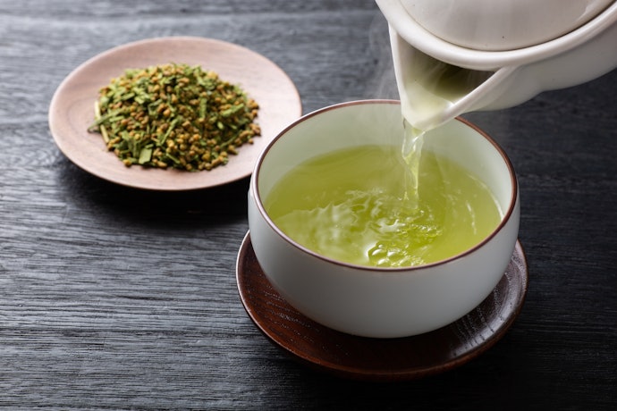 玄米茶とは?栄養素もあわせて解説