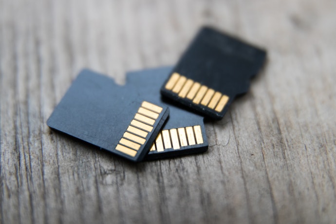 SDHCカードとはどんな規格?対応機器は?