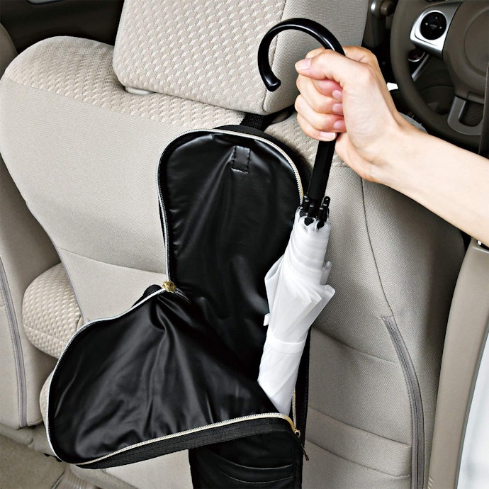 収納力アップにも!車用傘ホルダーの魅力は?