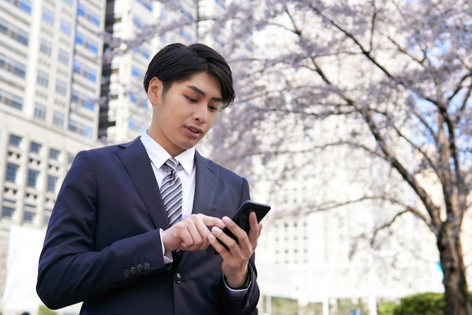 スマホで手軽に繋がれる!OB訪問アプリとは?