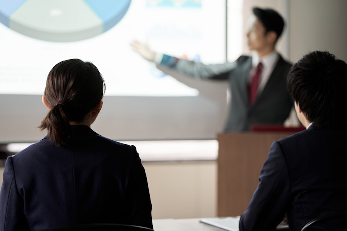 不動産投資セミナーでは何を学べる?どんなメリットがある?