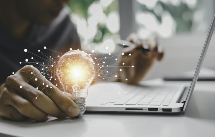 今注目のIoT家電!スマート電球とは?できることは何?