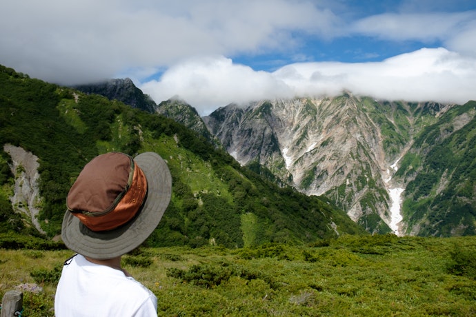 頭部の保護にマスト!登山用帽子は必要?