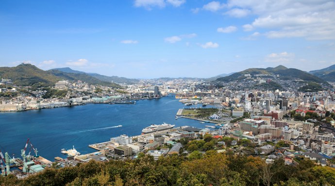 異国情緒あふれる街、長崎市の特徴は?