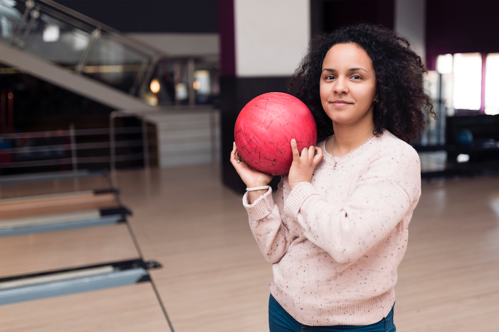 ブラックウィドー　ボウリングウェア　日本サイズL ブラックウィドー ボウリングウェア 日本サイズL ボウリングボールの