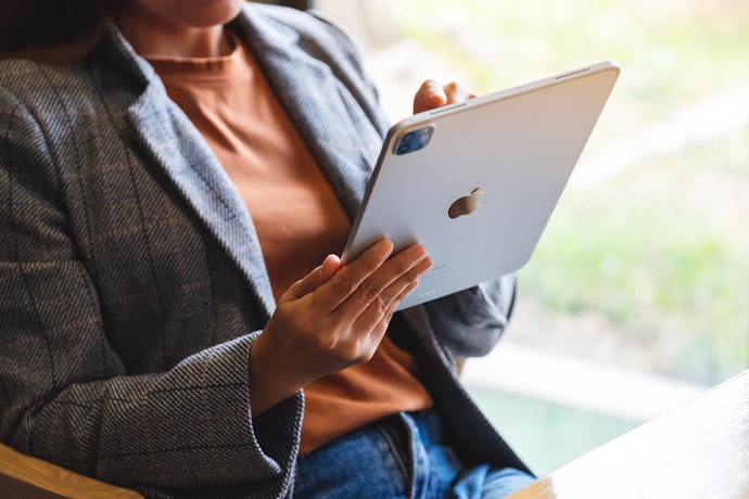 iPadにキーボードはつけるべき?パソコンの代わりになる?