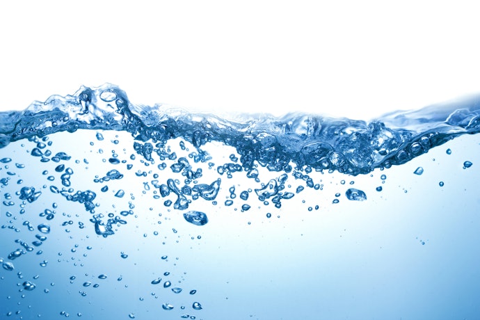 そもそも精製水とは何? 蒸留水や純水との違い
