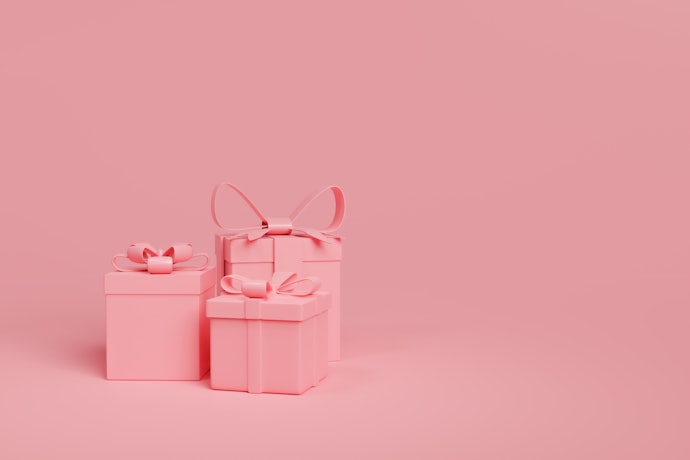 30代女性向けの誕生日プレゼントの相場は?