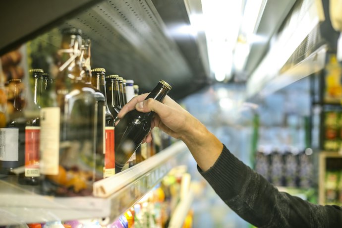 ビールを安く買えるのはどこ?