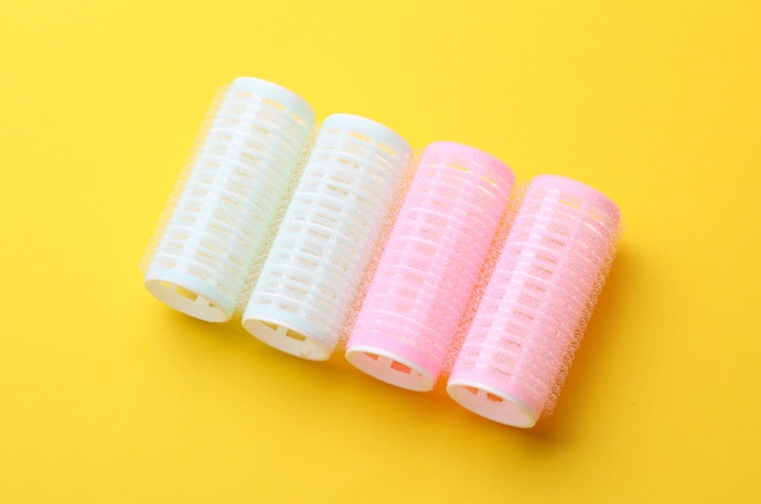 初心者でも簡単!マジックカーラーは髪を傷めにくく手軽にカールが作れる