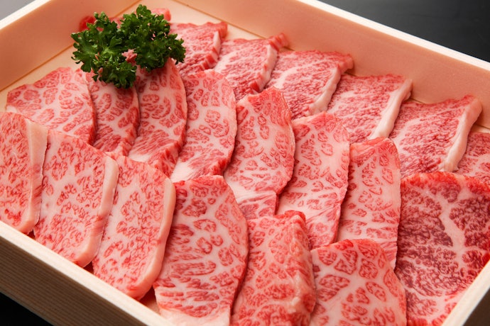 お歳暮に肉ギフトが喜ばれる理由は?
