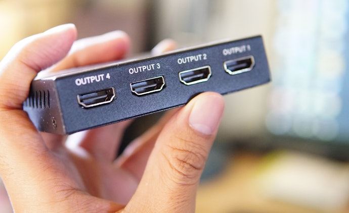 USBからの給電だけで、3画面同時に安定して映る?