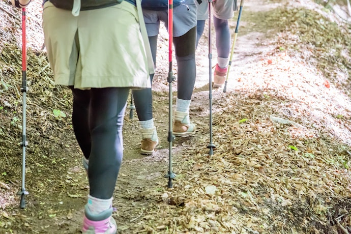 軽やかな足運びをサポート!登山用タイツの効果とは?