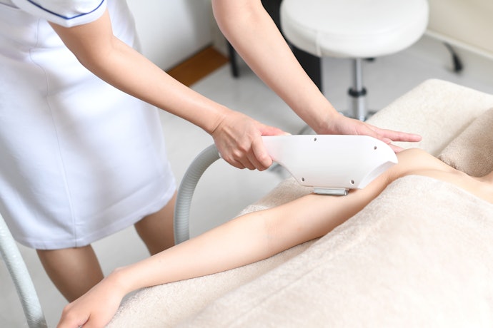 医療脱毛の熱破壊式と蓄熱式の違いは?どっちがいいの?