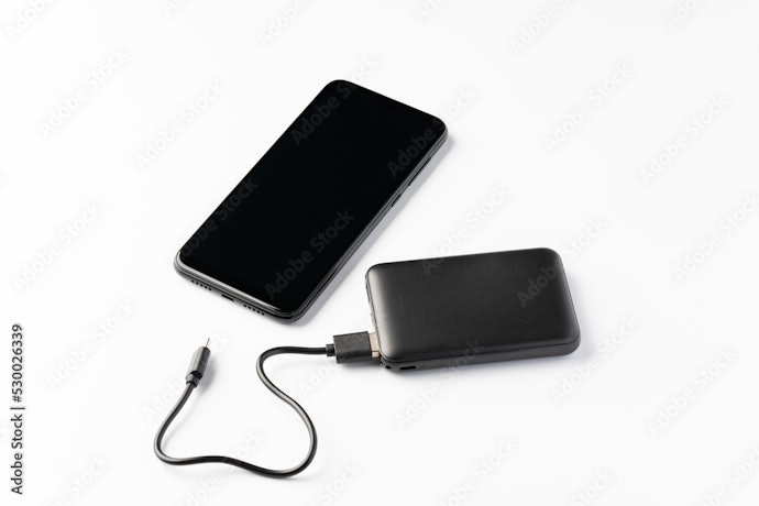 出力が30Wのモバイルバッテリーはどんな機器に使える?
