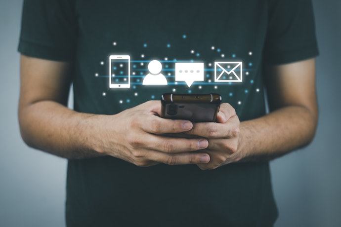 名刺をスマートに管理できる!名刺管理アプリの魅力とは?