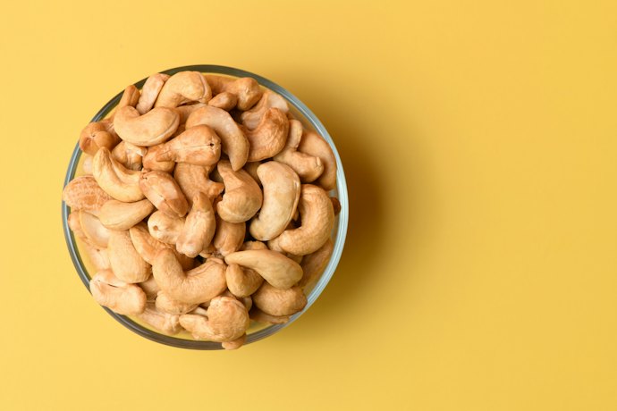 栄養豊富で自然な甘み!カシューナッツの特徴とは?