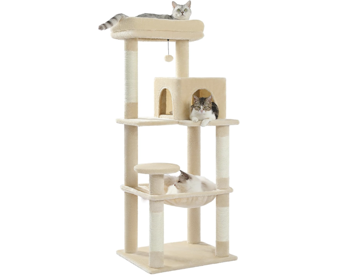 多頭飼い向けキャットタワーの特徴とは?1台用意すれば十分?