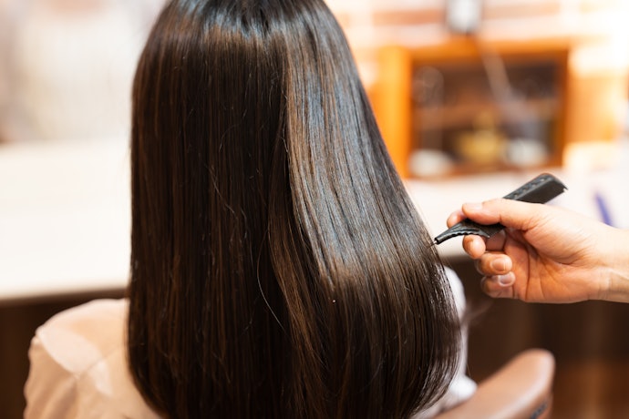 サラサラ髪を叶えるには、ヘアオイルが必要?