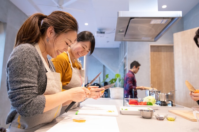 基礎からしっかり学べる!料理教室に通うメリットとは?