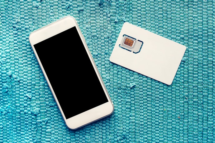グアムでスマホを使うなら、SIMカードとeSIMどっちがいい?